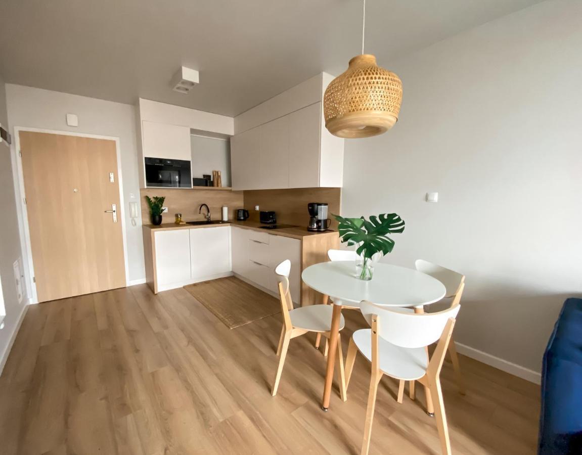 Urokliwy Apartament Haven Nad Morzem+Free Parking Apartment โควอบเซก ภายนอก รูปภาพ